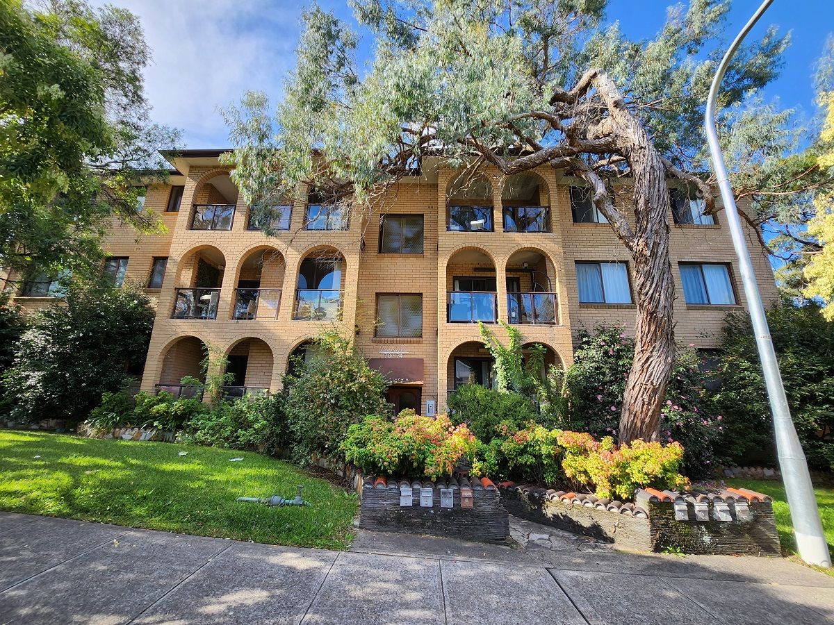 3 bedrooms Apartment / Unit / Flat in 10/70 Woids Ave ALLAWAH NSW, 2218