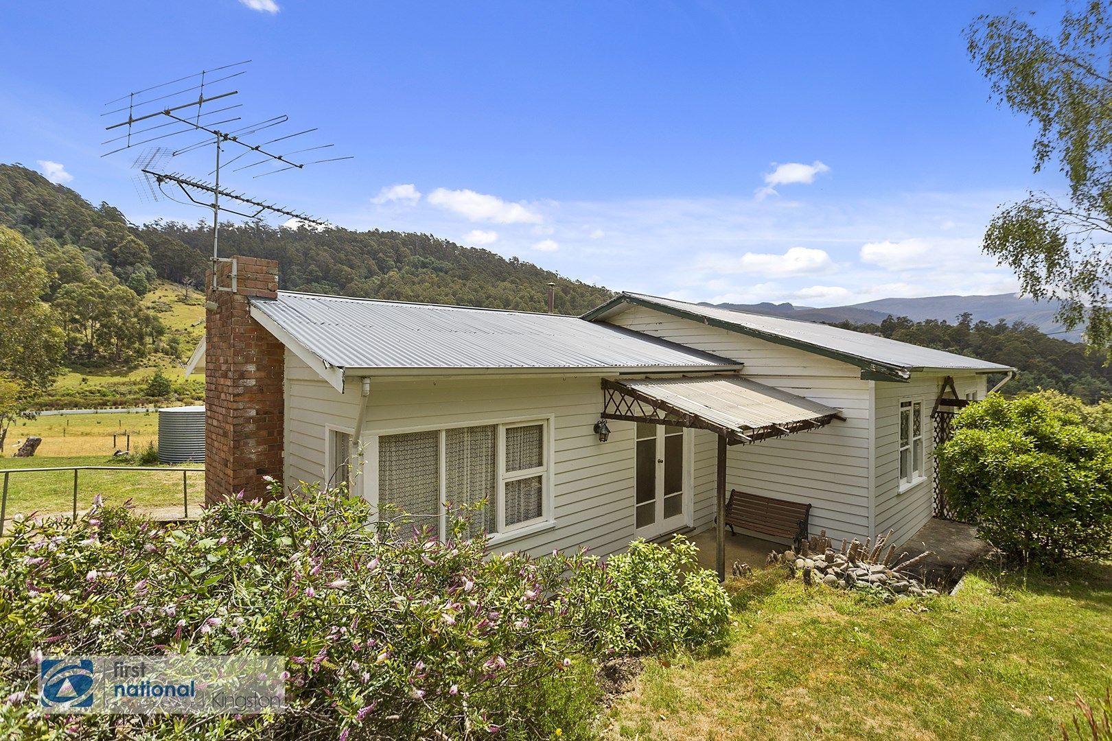 160 Pelverata Road, Sandfly TAS 7150, Image 0