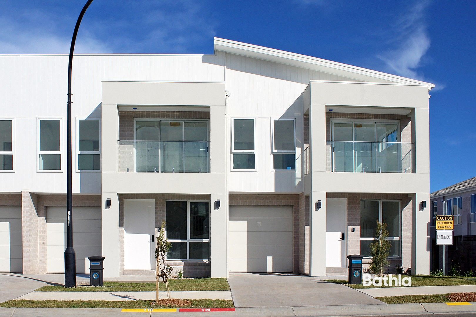 4 bedrooms Townhouse in 116 Yating Avenue TALLAWONG NSW, 2762