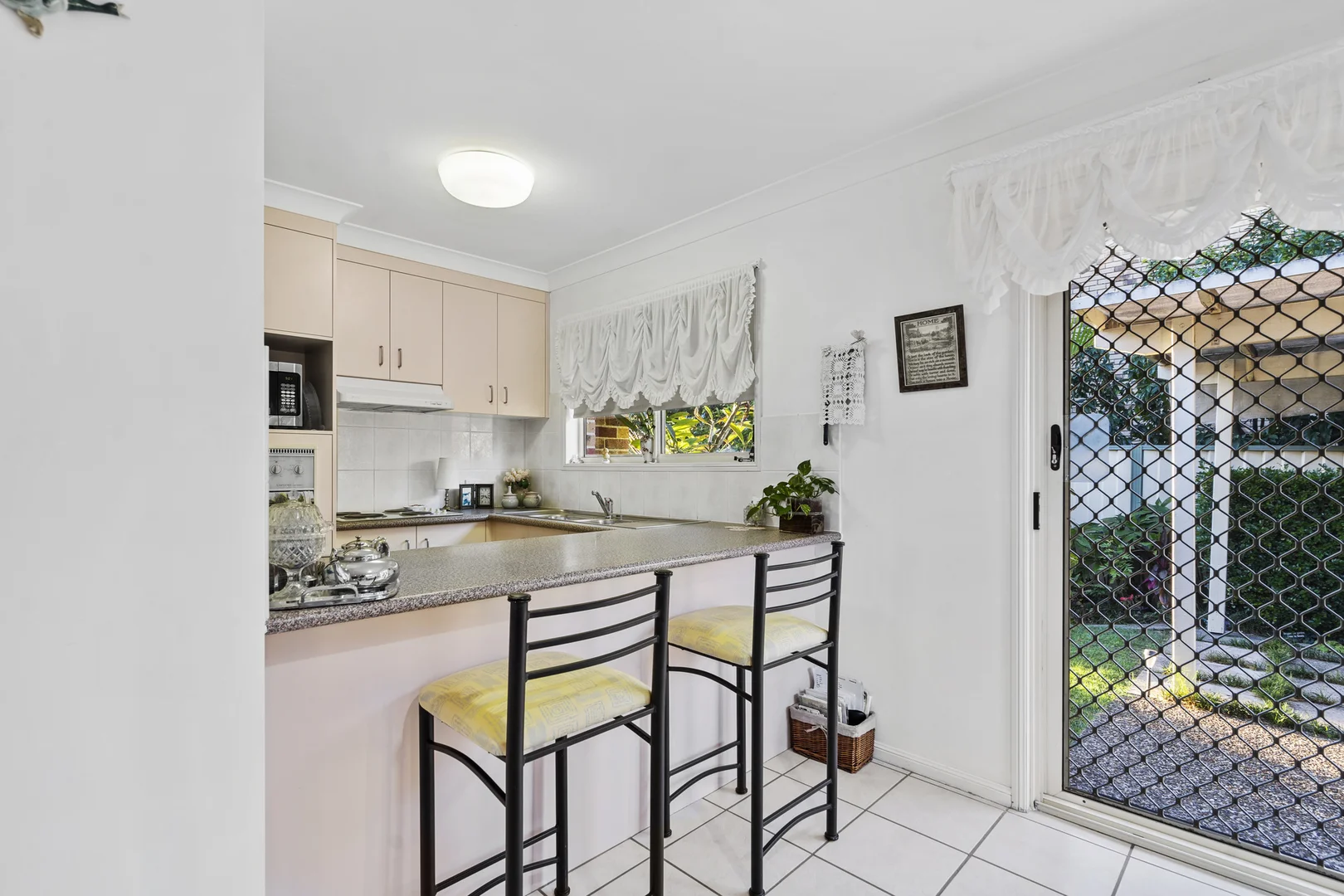 Additional image 8 of 5/423 Oxley Drive, Runaway Bay QLD 4216