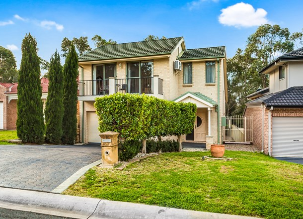 10 Lloyd Place, Casula NSW 2170