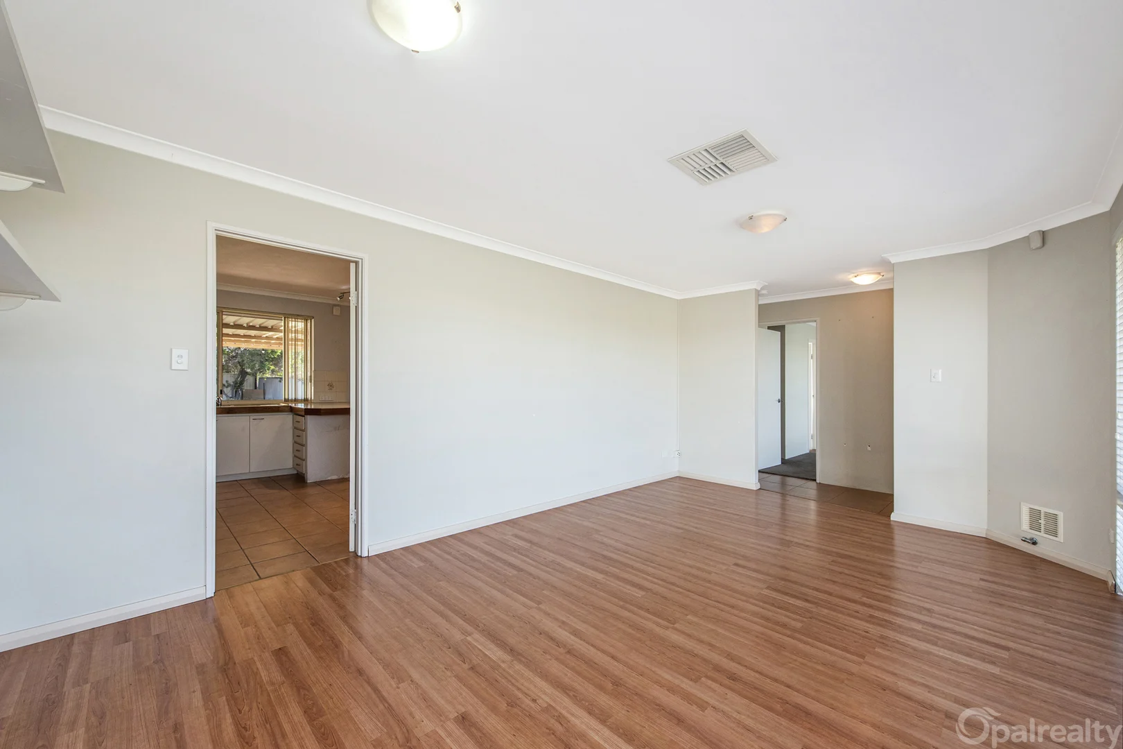 Additional image 4 of 4 Dress Circle, Warnbro WA 6169