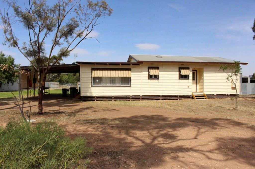 23 Station Street, Piangil VIC 3597, Image 0