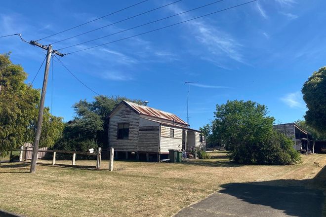 Picture of 26 Roberts Street, CASTERTON VIC 3311