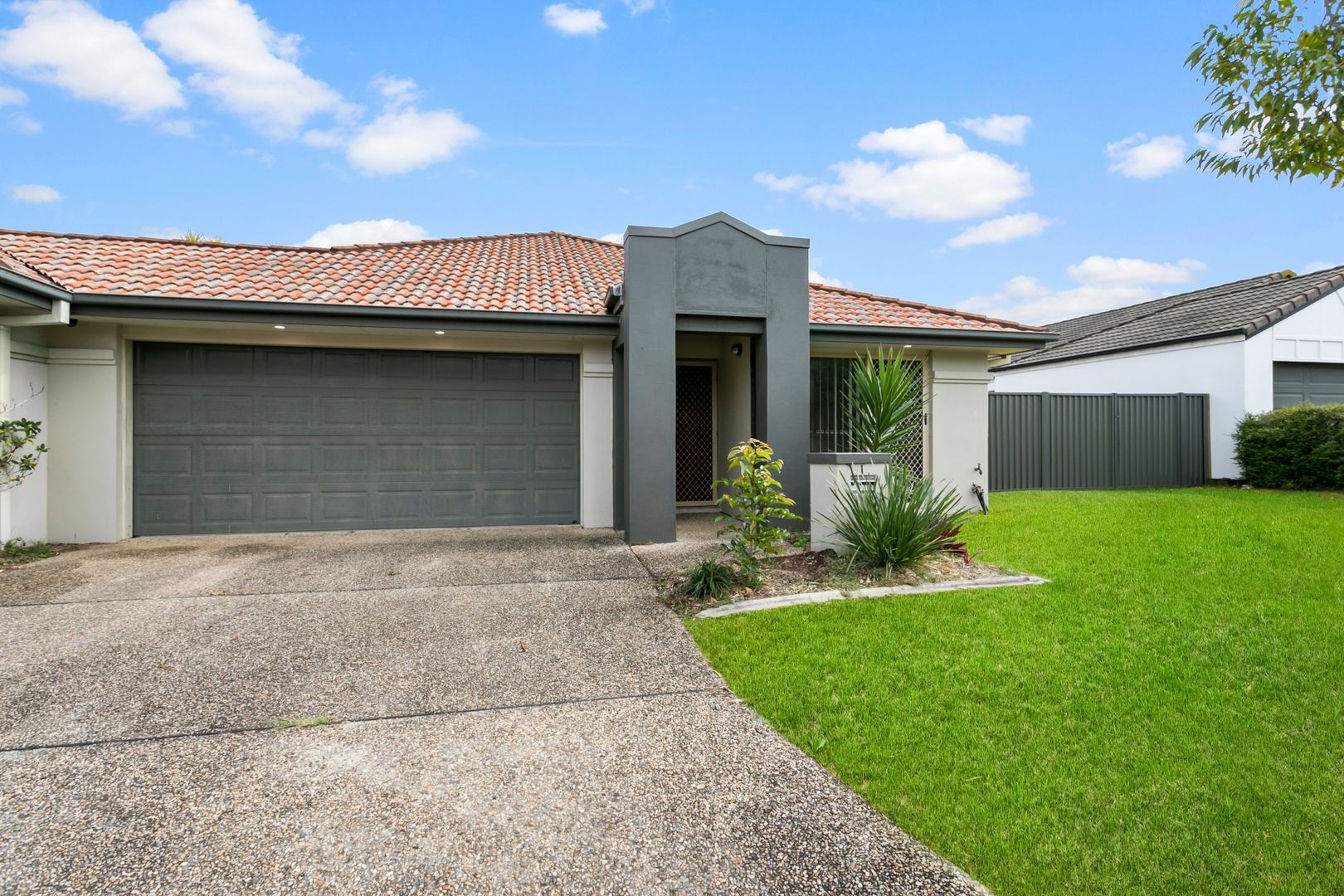 1 Atthow Street, North Lakes QLD 4509