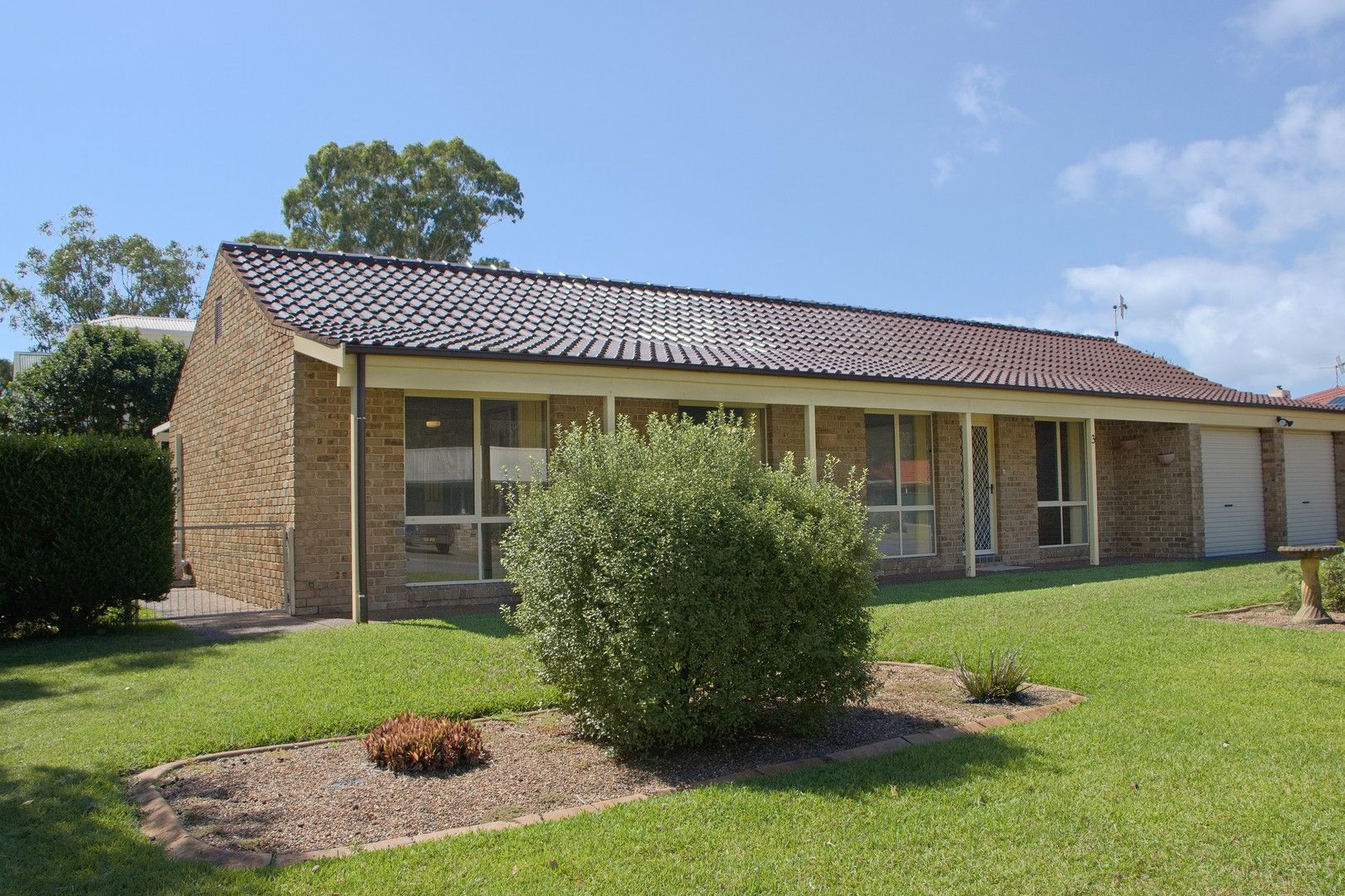 3 bedrooms House in 3 Higgins Close TEA GARDENS NSW, 2324