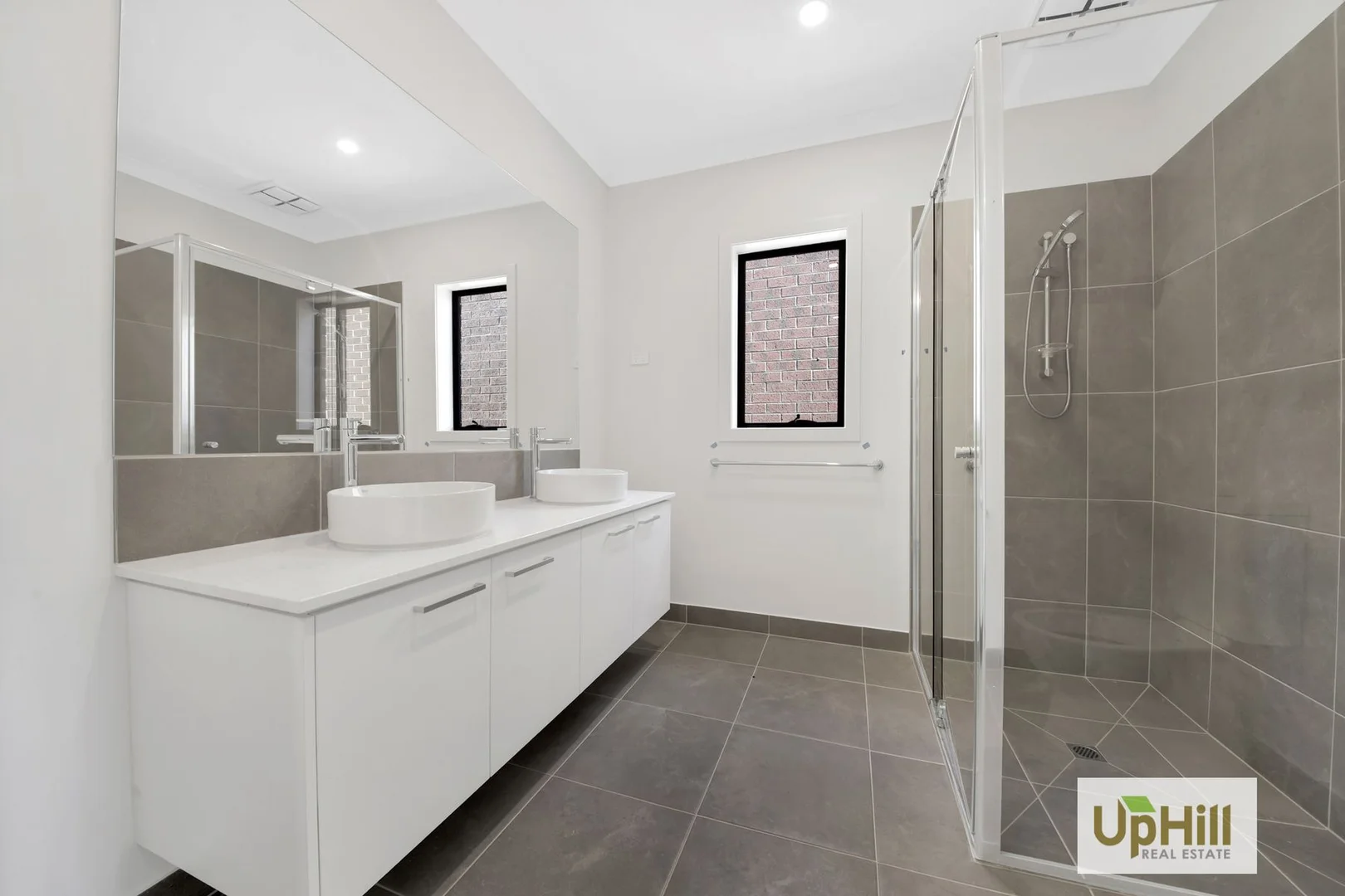 Additional image 5 of 16 Evora Road, Clyde VIC 3978