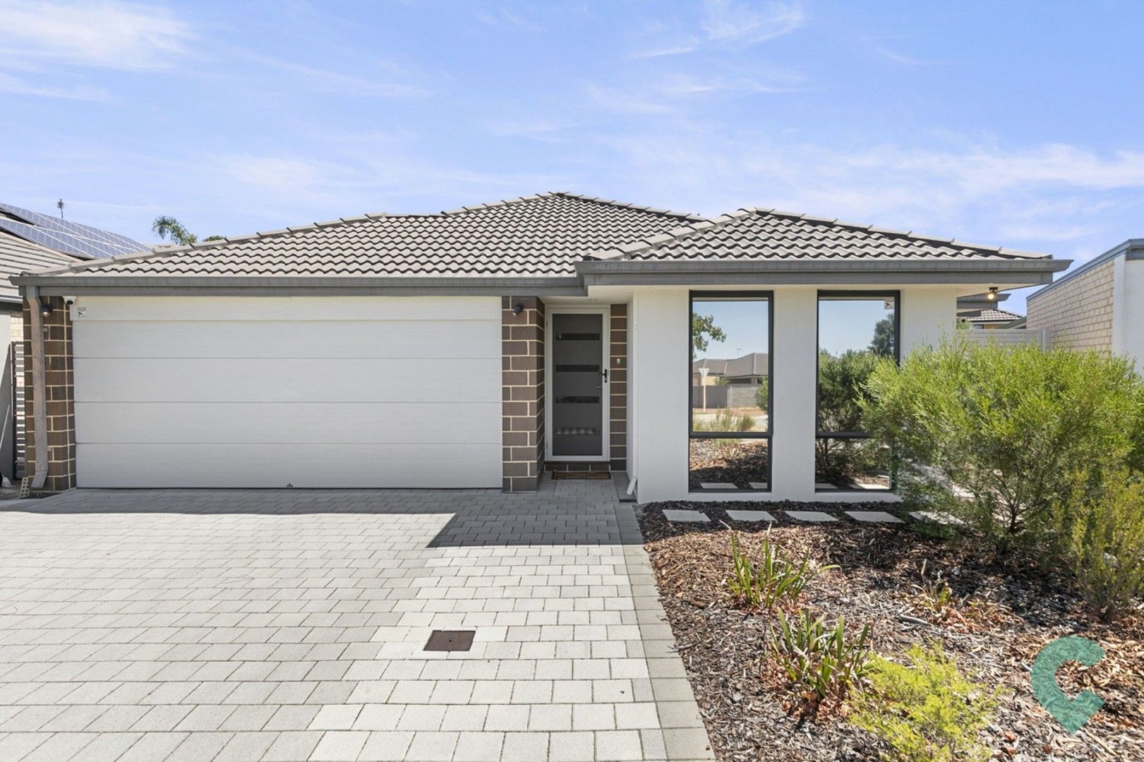4 bedrooms House in 6 Moonstone Parkway WELLARD WA, 6170