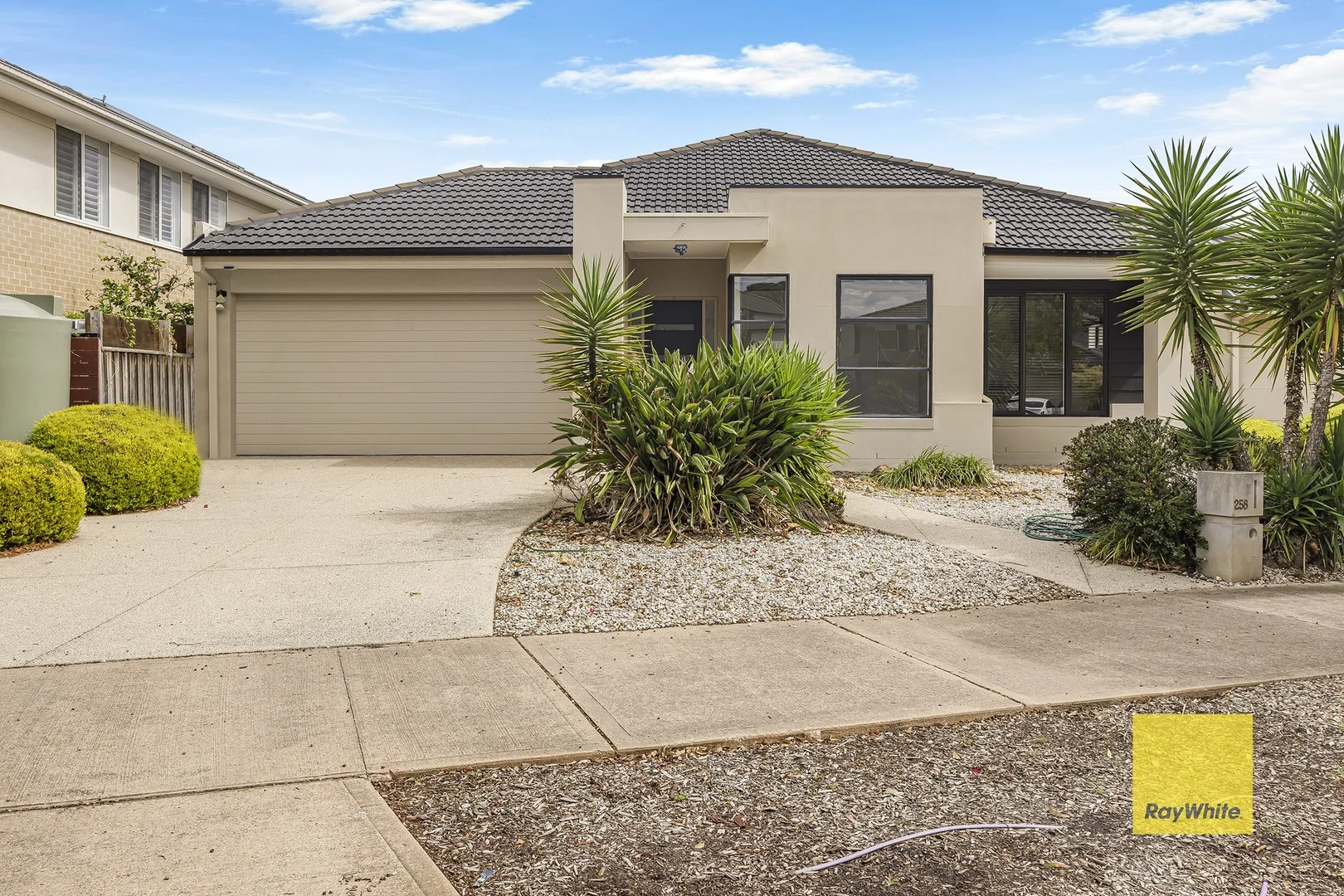 258 Sanctuary Lakes North Boulevard, Point Cook VIC 3030