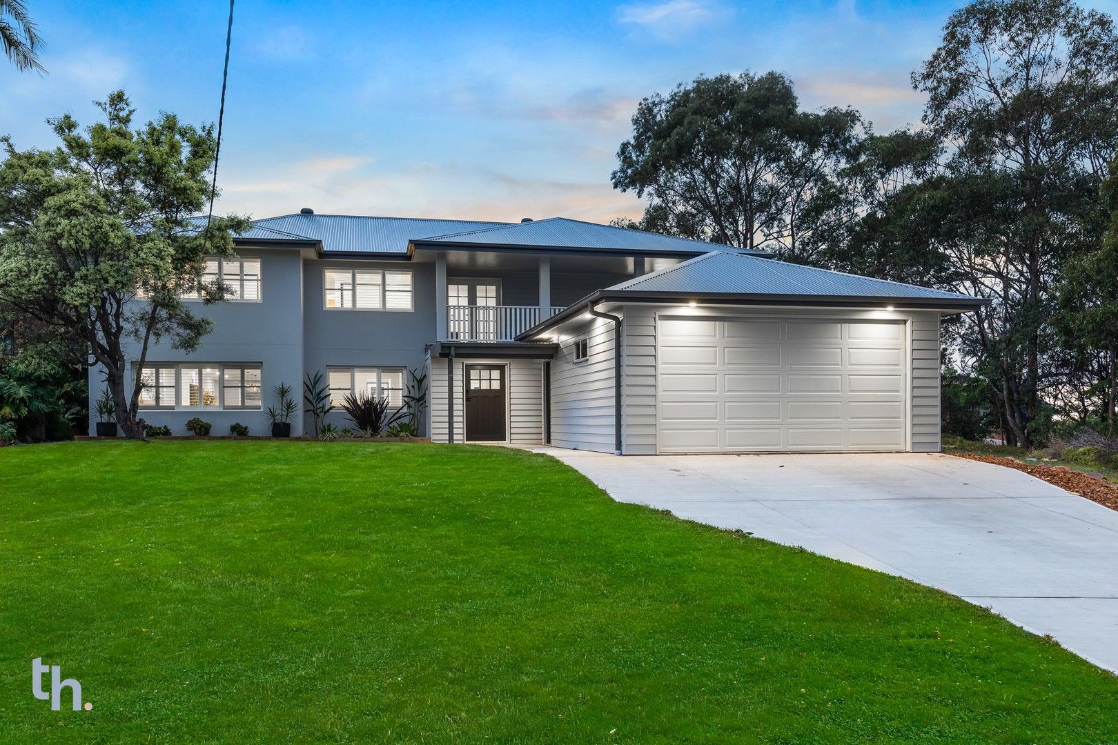 7 bedrooms House in 6 Chorley Close DUDLEY NSW, 2290