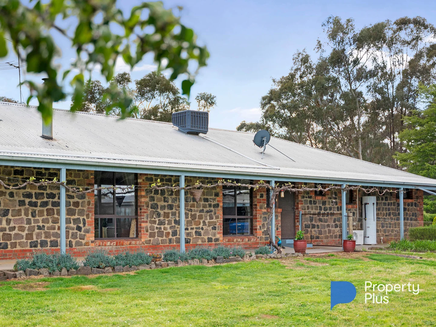 Additional image 18 of 32 Menzies Drive, Daisy Hill VIC 3465