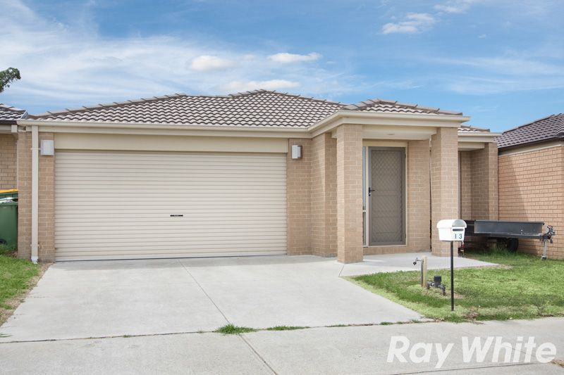 13 Jennifer Court, Pakenham VIC 3810, Image 0