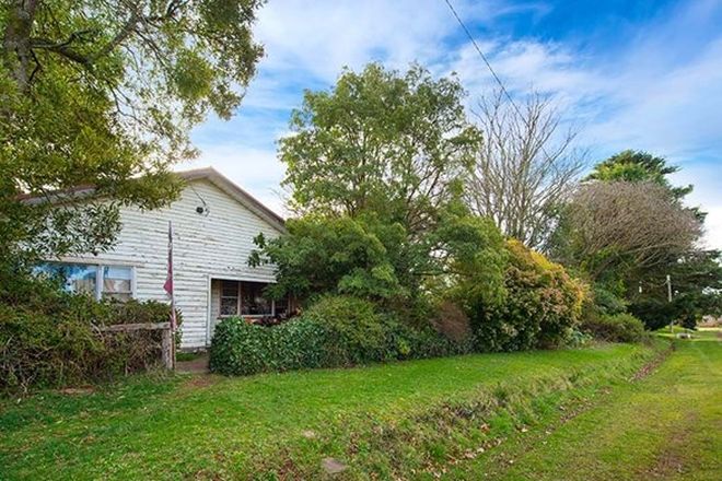 Picture of 8 Gleeson Street, LYONVILLE VIC 3461