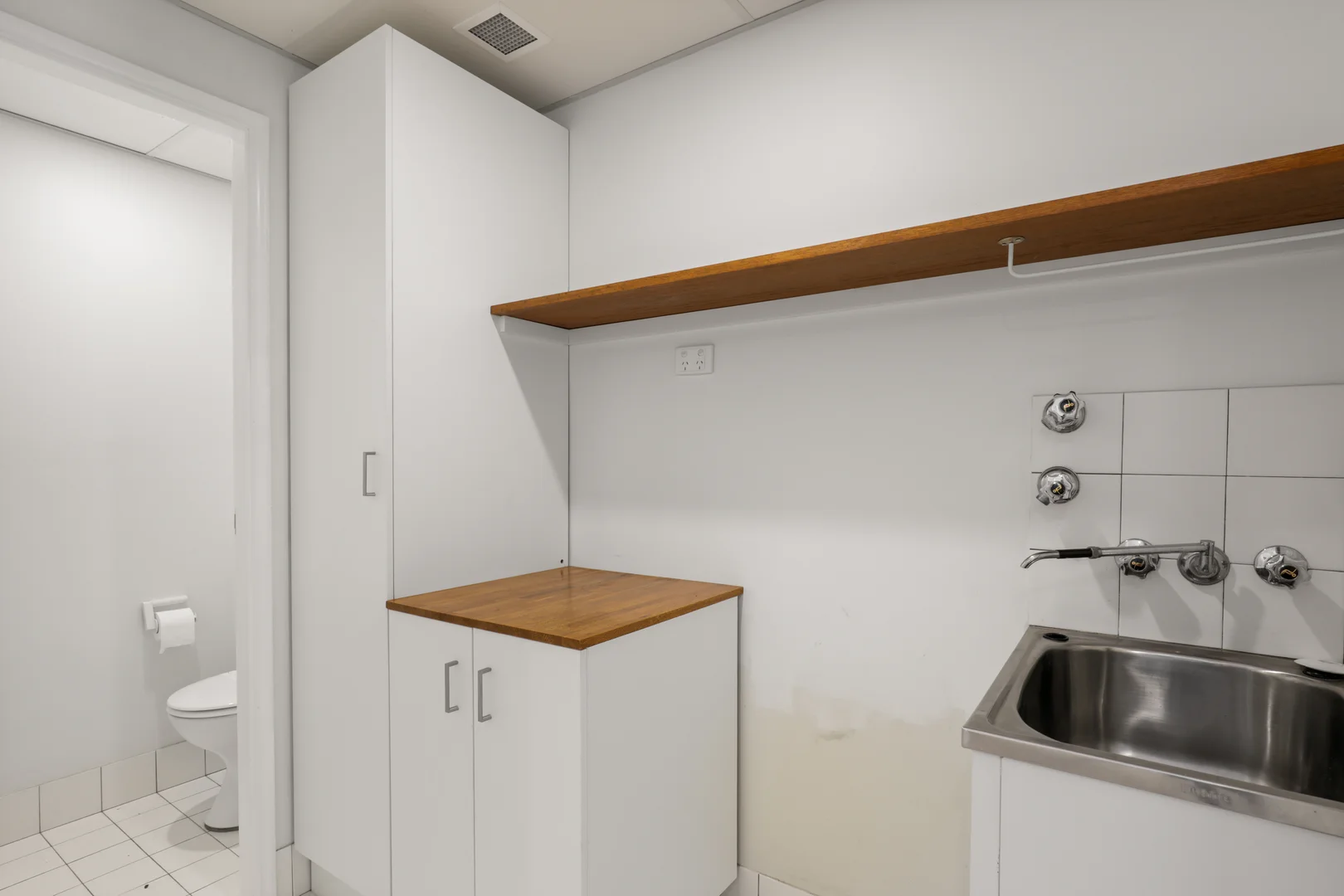 Additional image 16 of 2/7 Weatherly Close, Nelson Bay NSW 2315