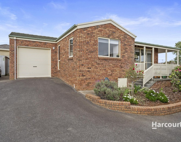 2/37 Thorne Street, Upper Burnie TAS 7320