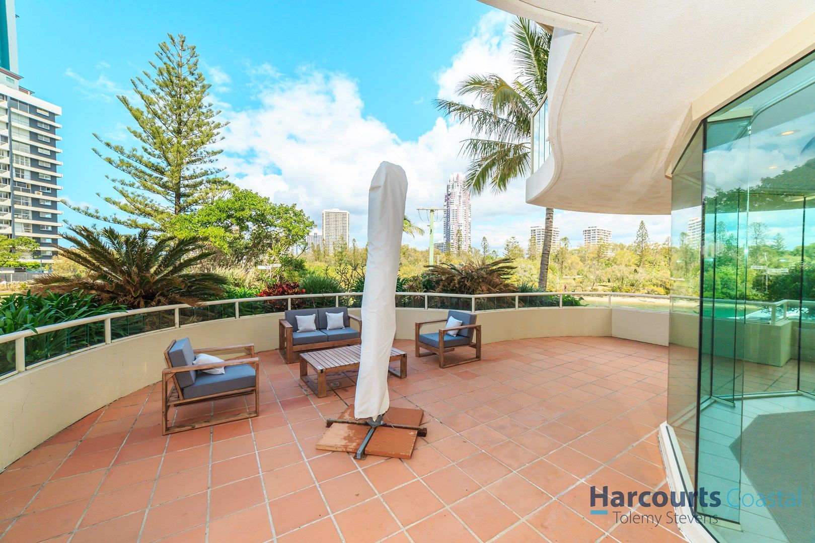 1/1 Cable Street, Main Beach QLD 4217, Image 0
