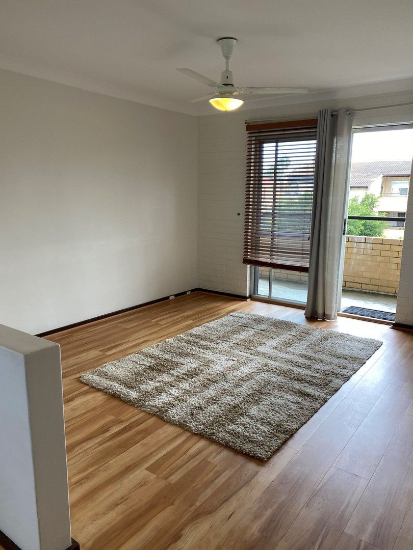 2 bedrooms Apartment / Unit / Flat in 10/3-7 Tenth Ave MAYLANDS WA, 6051