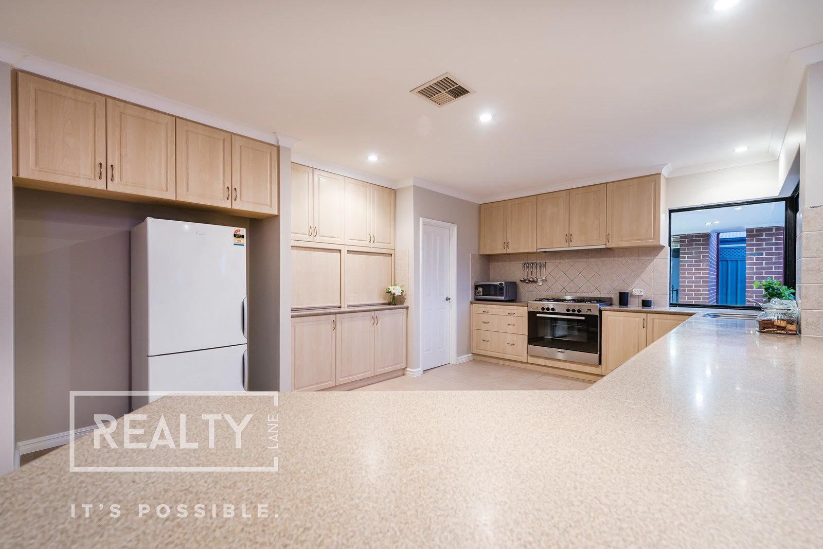 2 Sherwin Rise, Landsdale WA 6065, Image 2