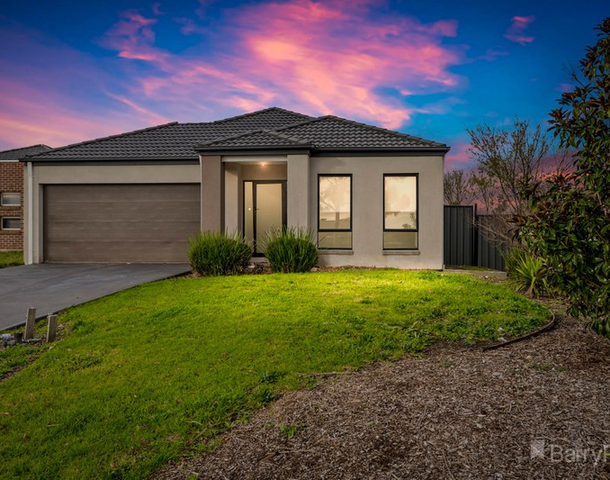 58 Mackillop Way, Clyde North VIC 3978