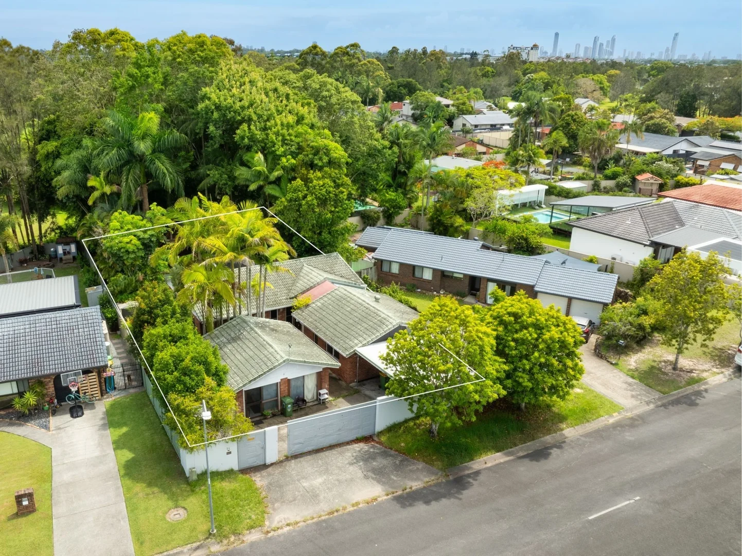 Additional image 17 of 21 Whitian Drive, Carrara QLD 4211