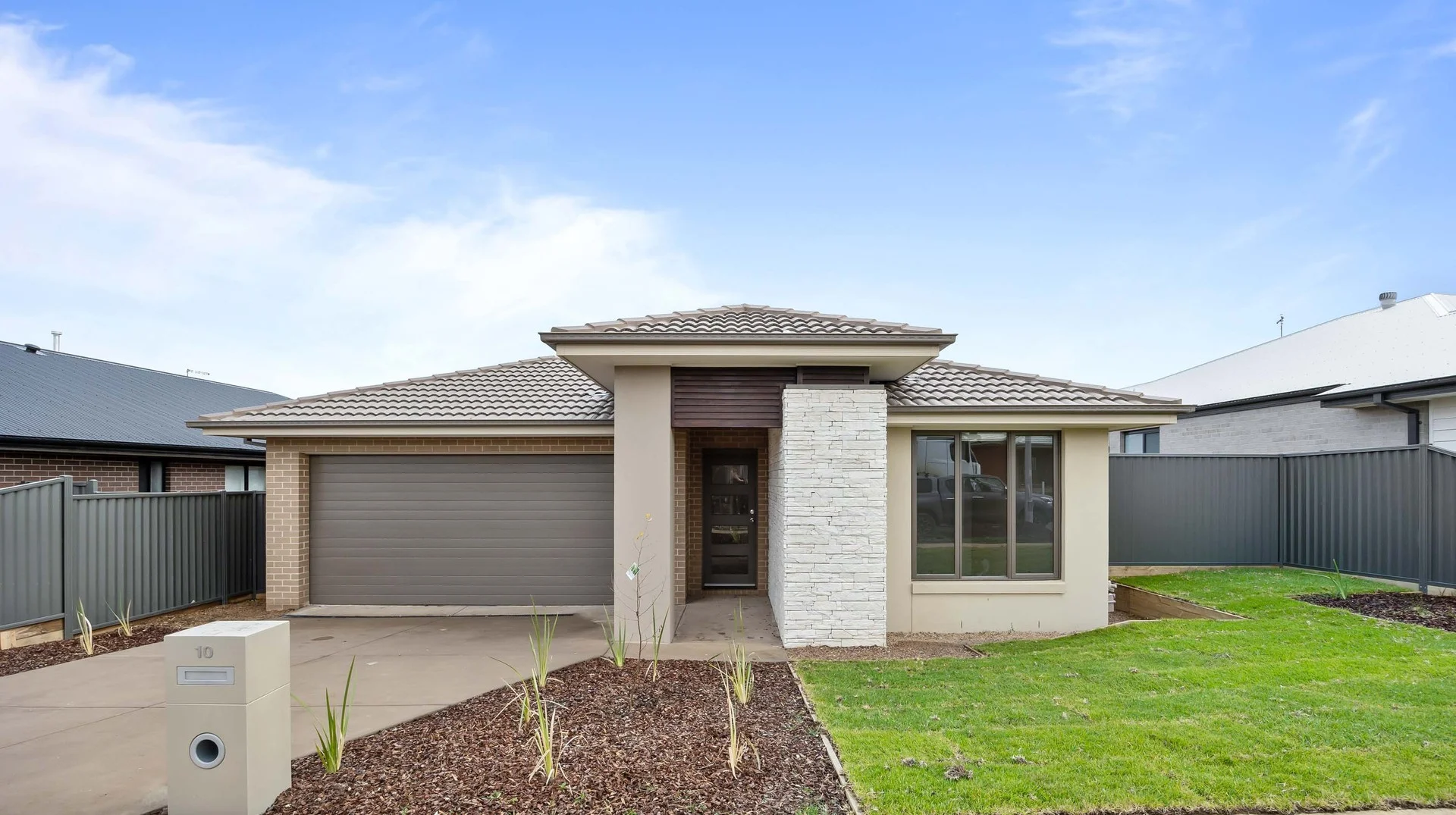 10 Whatman Street, Lucas VIC 3350