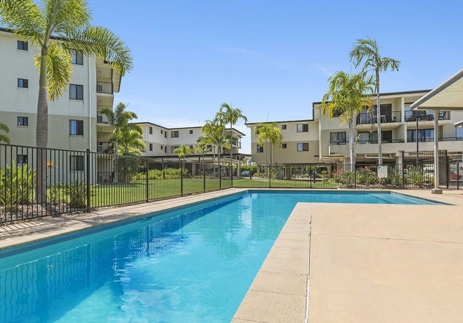 2 bedrooms Apartment / Unit / Flat in 327/26-32 Edward Street CABOOLTURE QLD, 4510