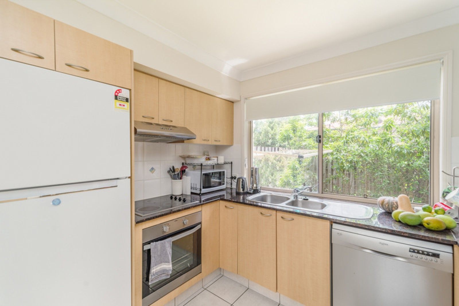 34/2 Bos Drive, Coomera QLD 4209, Image 2