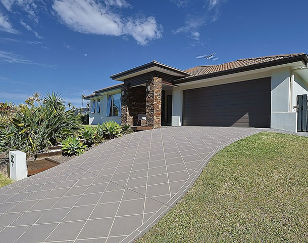 10 Eustace Circuit, Augustine Heights QLD 4300