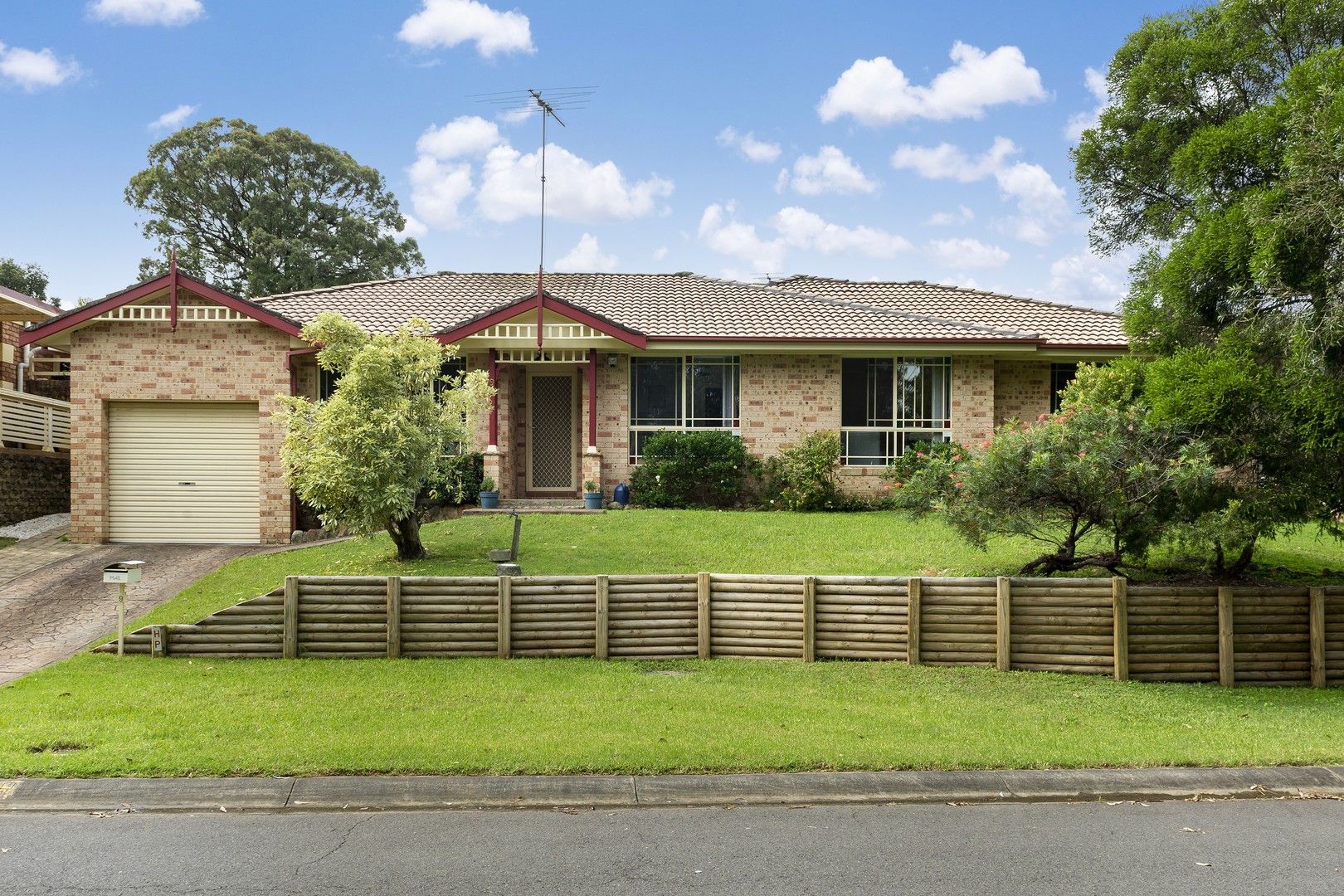 9 Cameron Place, St Helens Park NSW 2560, Image 0