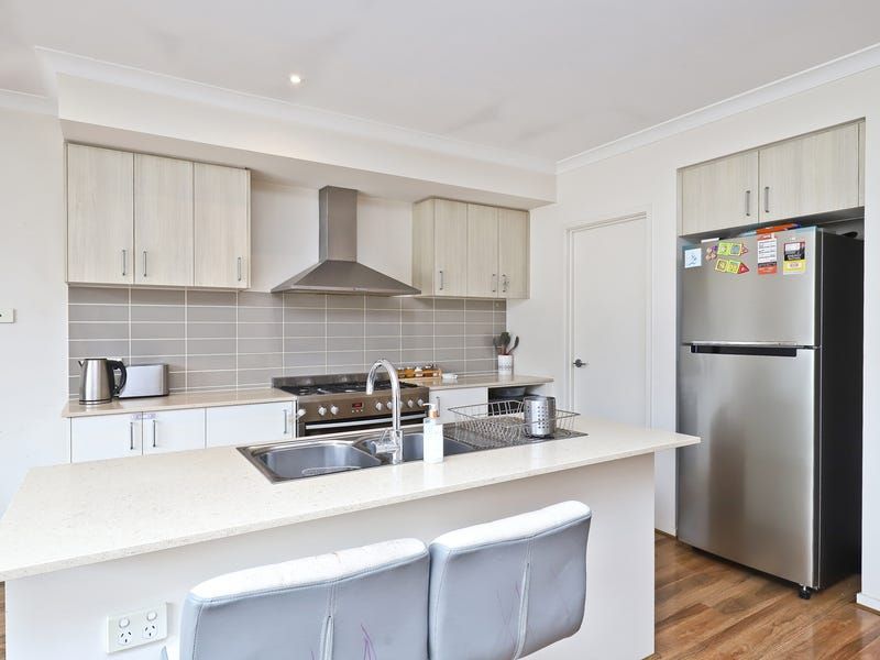 21 Chessington Drive, Williams Landing VIC 3027 House For Rent Domain