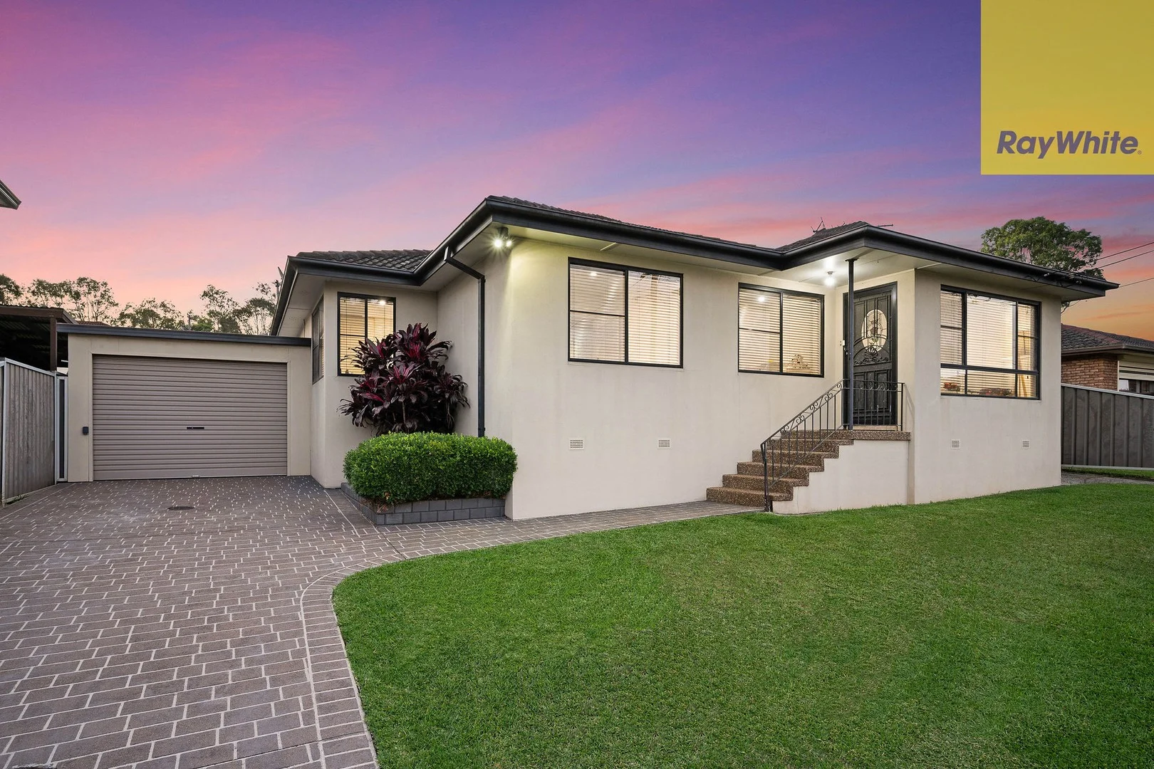 2 Menin Place, Milperra NSW 2214