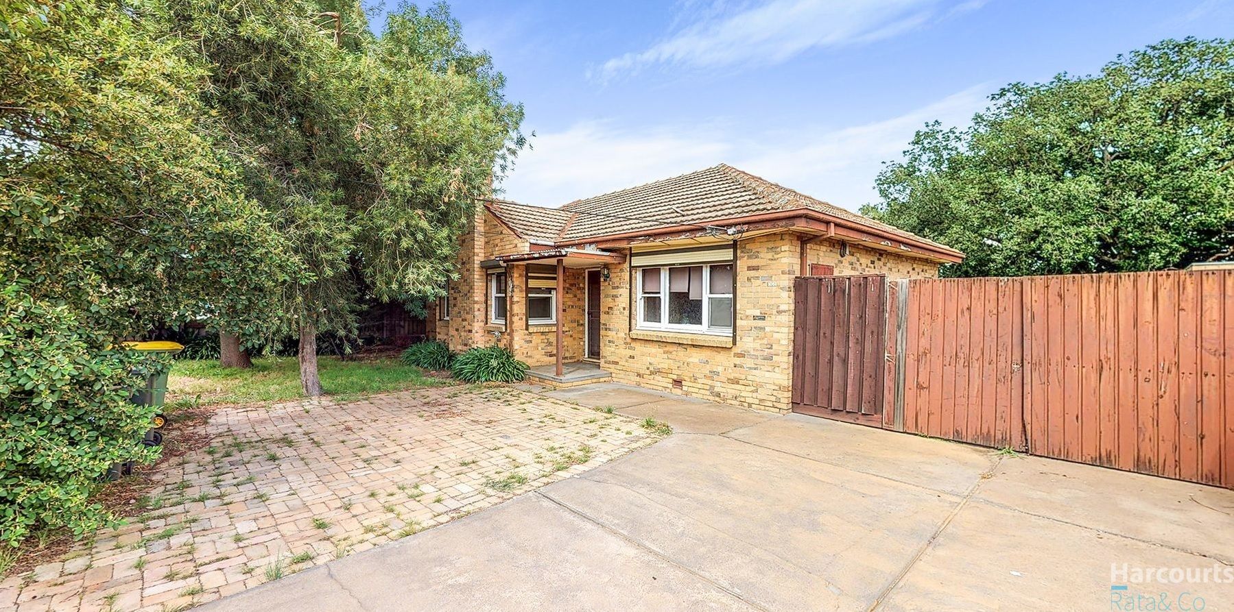 2 bedrooms House in 1051 High Street RESERVOIR VIC, 3073
