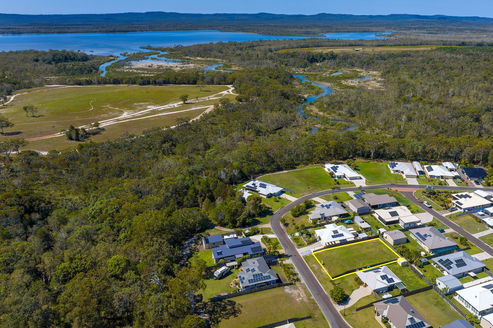 18 Habitat Circuit, Cooloola Cove QLD 4580, Image 2