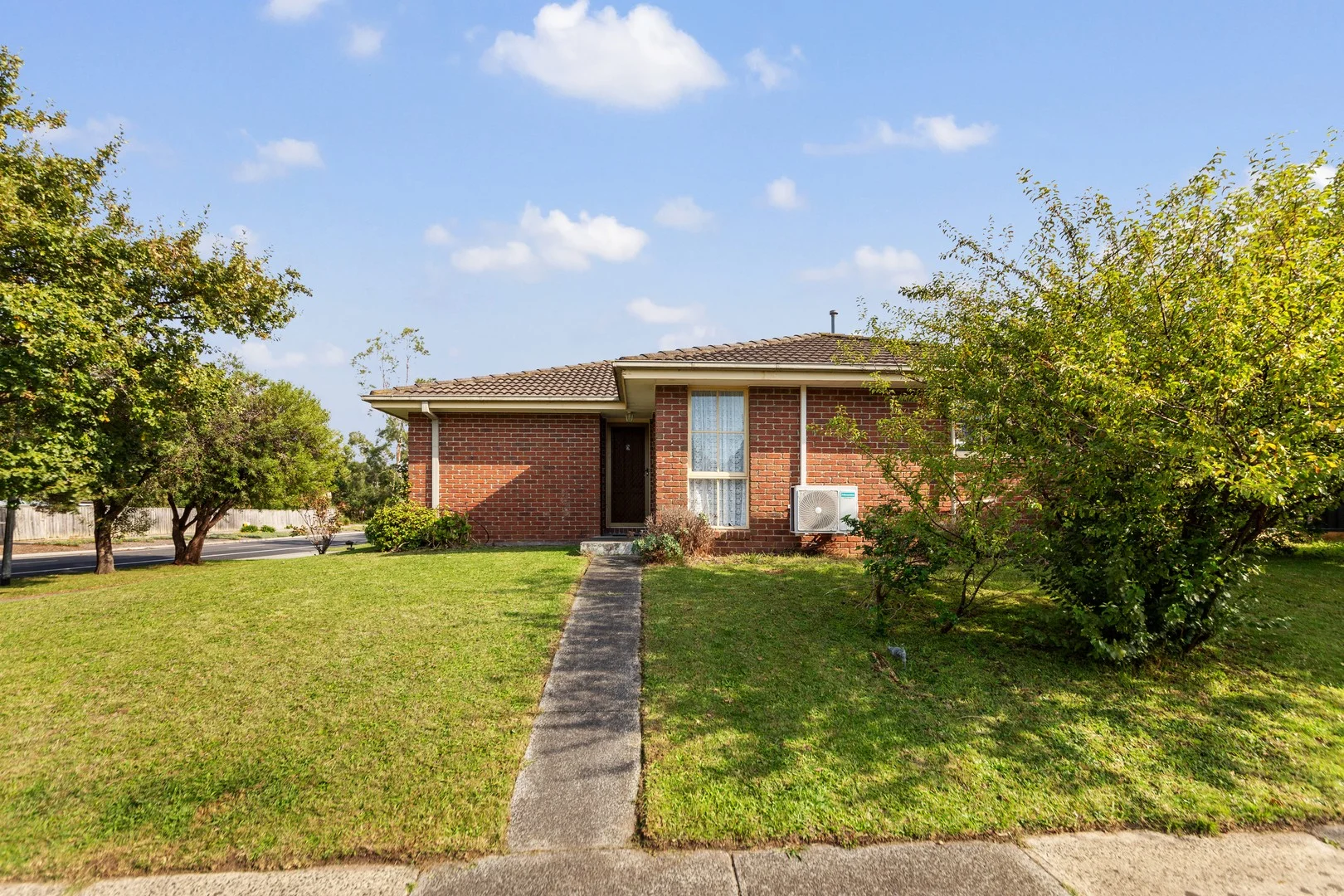 24 Kennedy Road, Pakenham VIC 3810