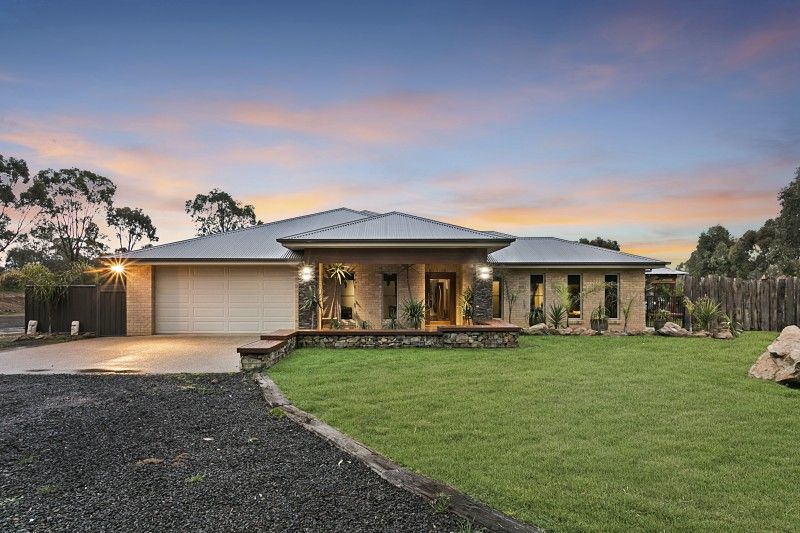 77 Czar Crescent, Eppalock VIC 3551, Image 0