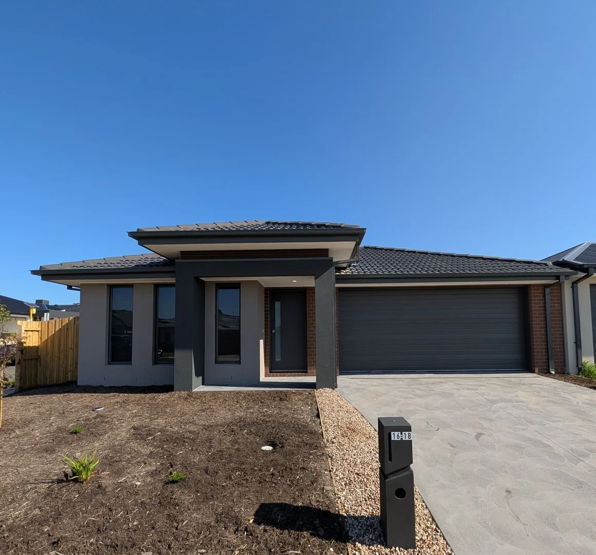 16 Montenegro Crescent, Mount Duneed VIC 3217