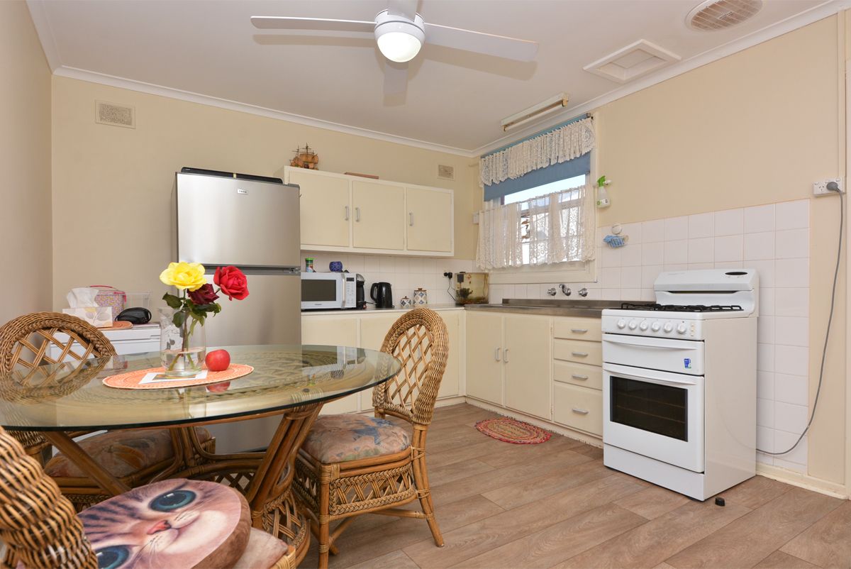 17 Clee Street, Whyalla Norrie SA 5608, Image 2