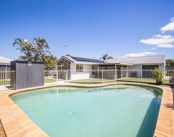 4 Squire Place, Sandstone Point QLD 4511