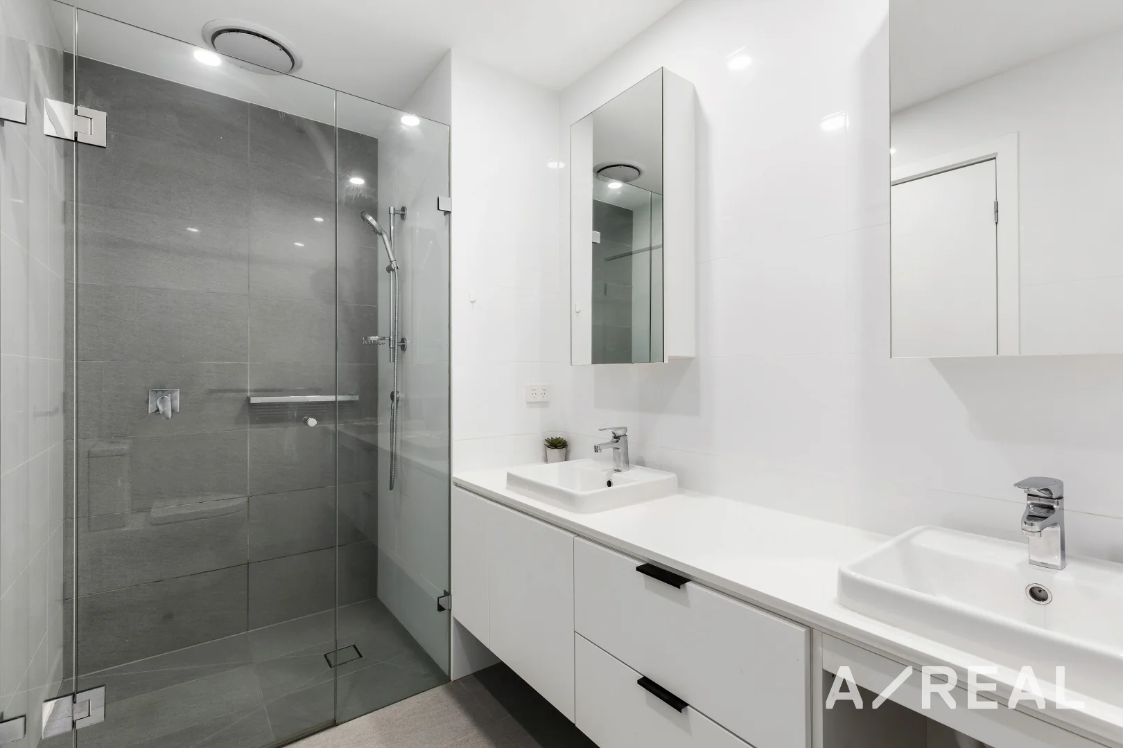 Additional image 9 of 102/160 Williamsons Road, Doncaster VIC 3108