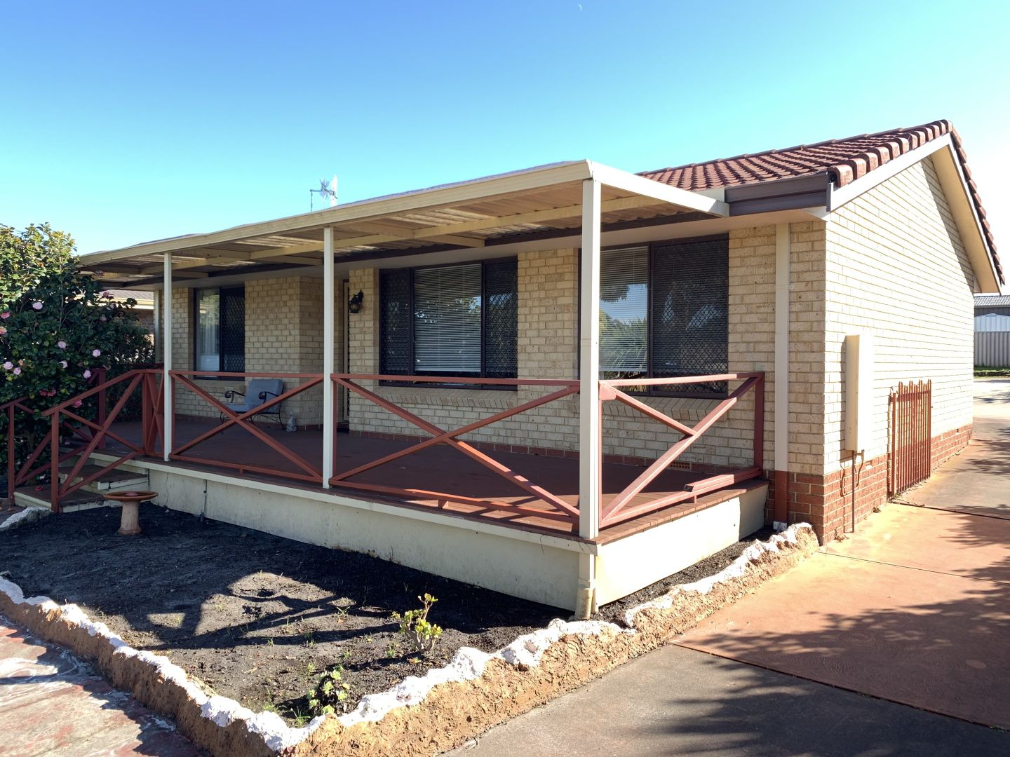 71 Sierra Crescent, Orana WA 6330, Image 1