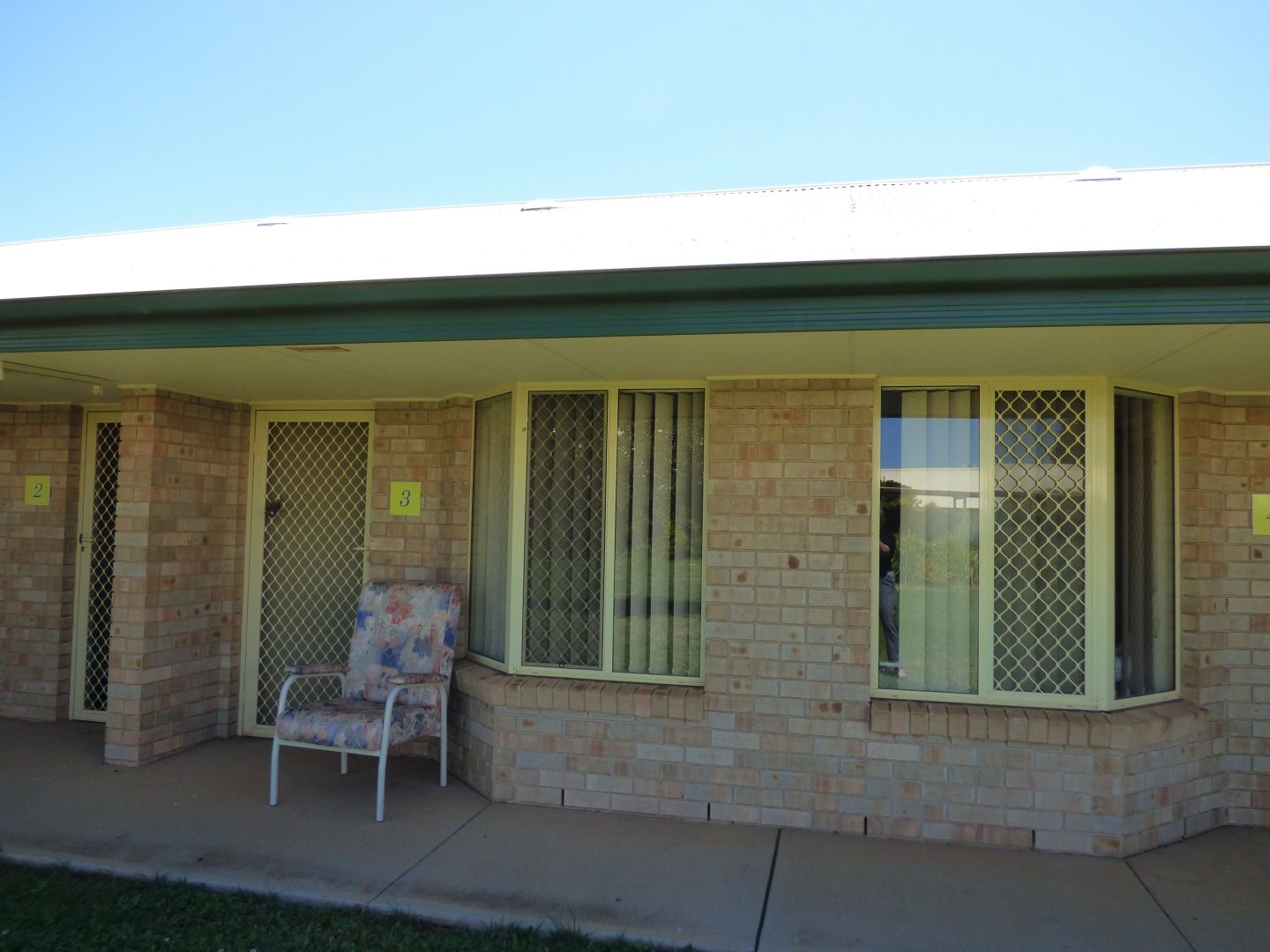 3/115 Clifton Boulevard, Griffith NSW 2680, Image 1