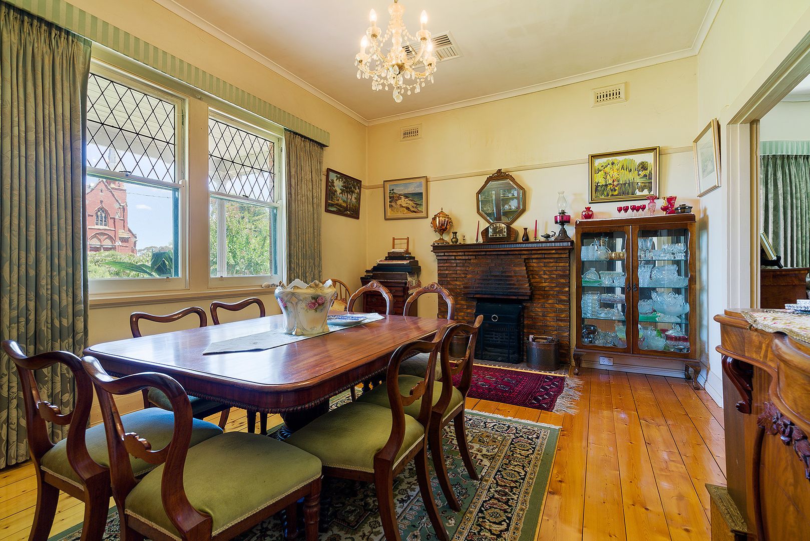 9 Lyttleton Street, Castlemaine VIC 3450, Image 2