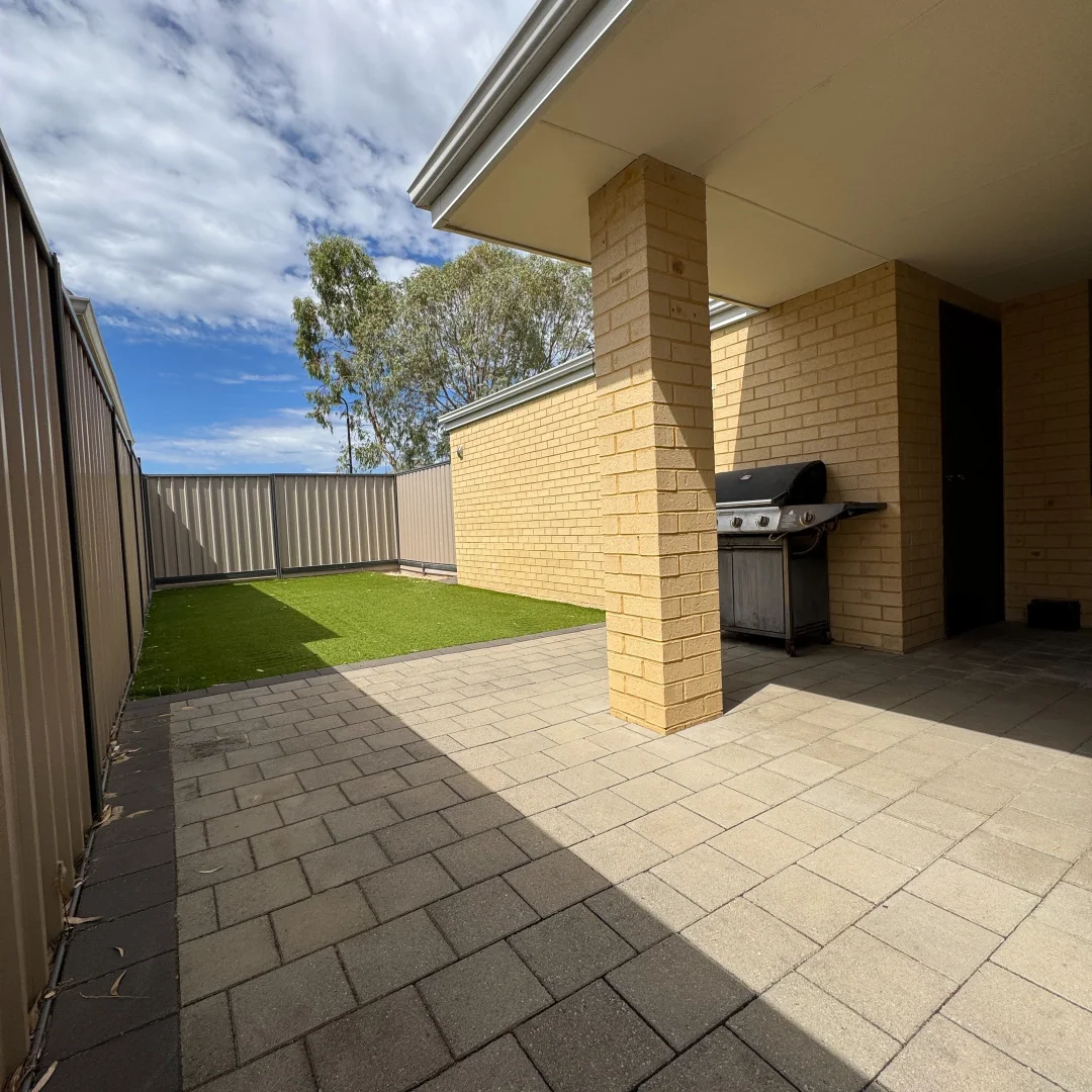 Additional image 12 of 5 Torino Crescent, Piara Waters WA 6112