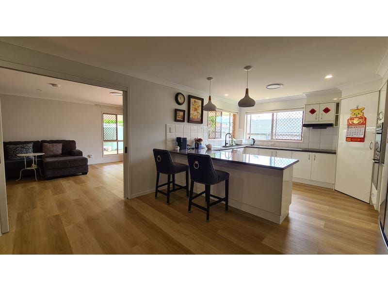 8 Lexington Place, Wishart QLD 4122 Apartment For Rent 280 Domain