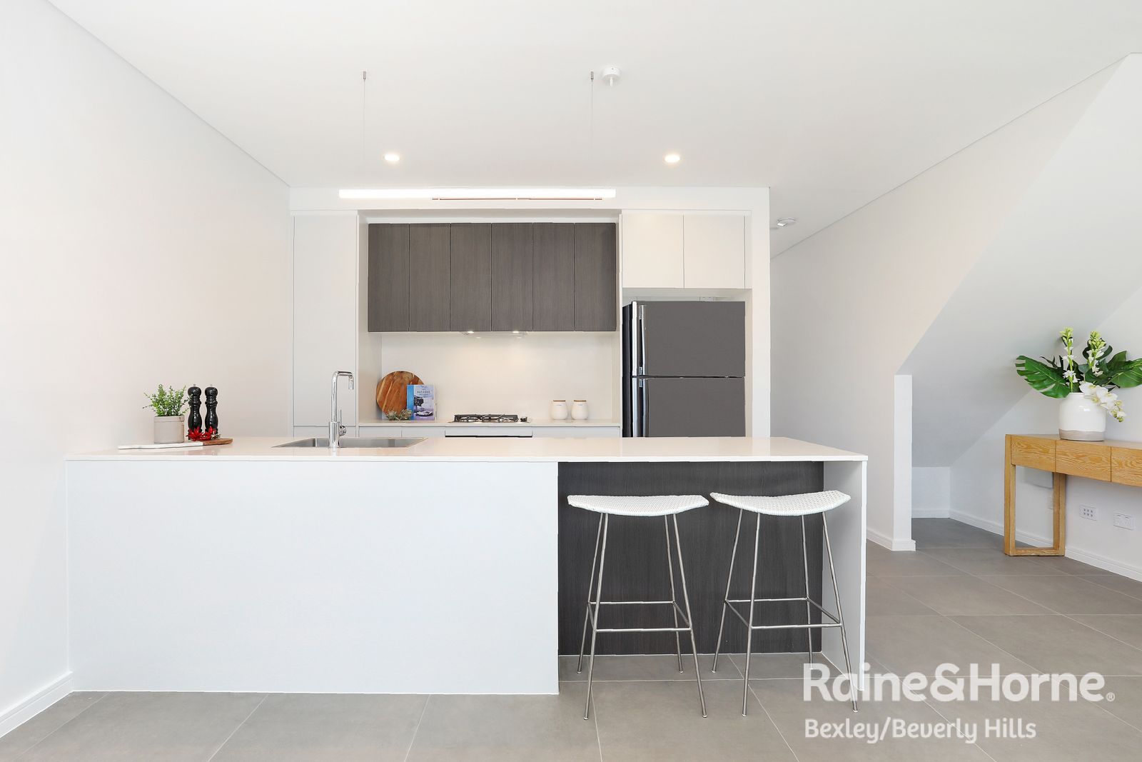 2/11 Rhonda Avenue, Narwee NSW 2209, Image 2