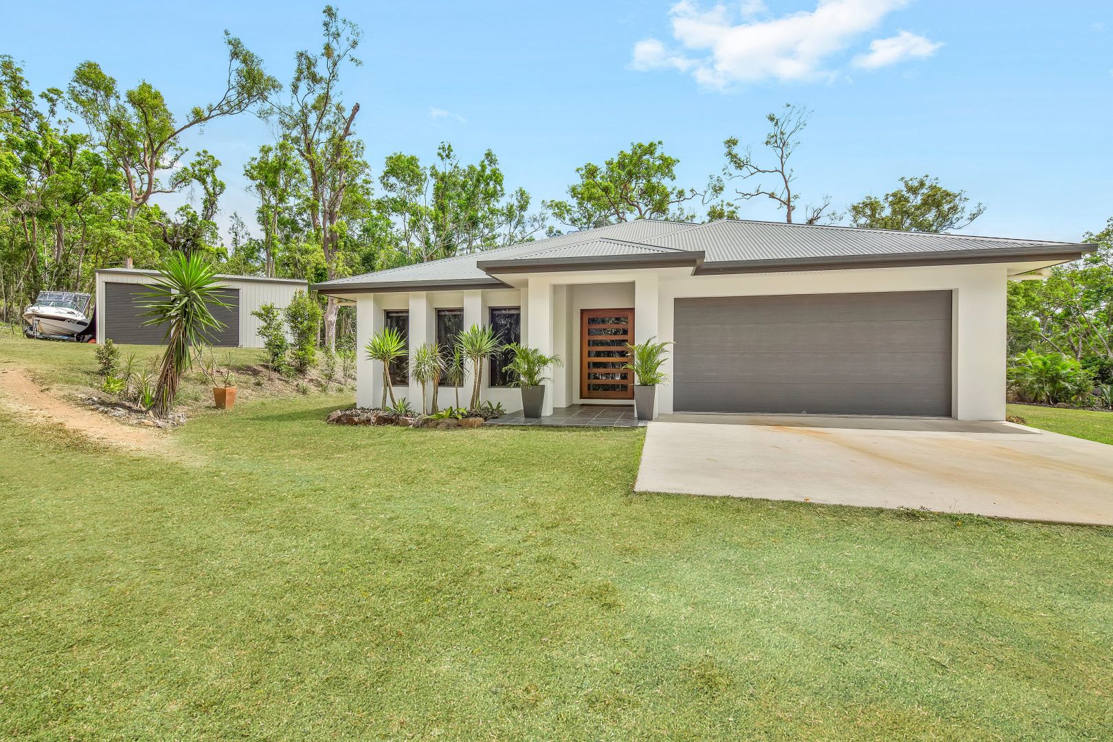 10 Remington Close, Mount Marlow QLD 4800, Image 1