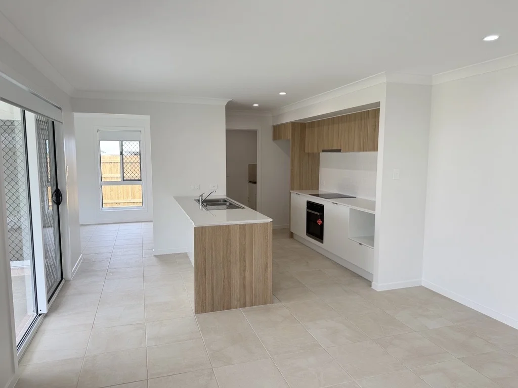 Additional image 5 of 38 West Spring Way, Nikenbah QLD 4655