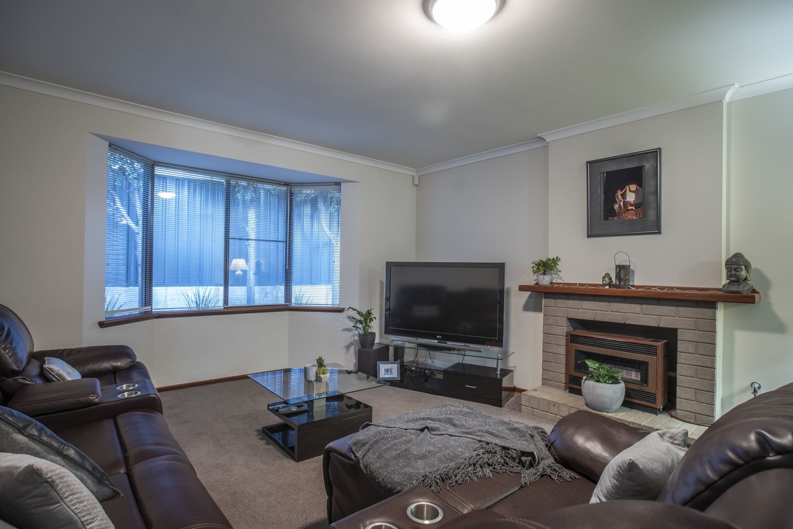 23 Gayton Road, City Beach WA 6015, Image 2