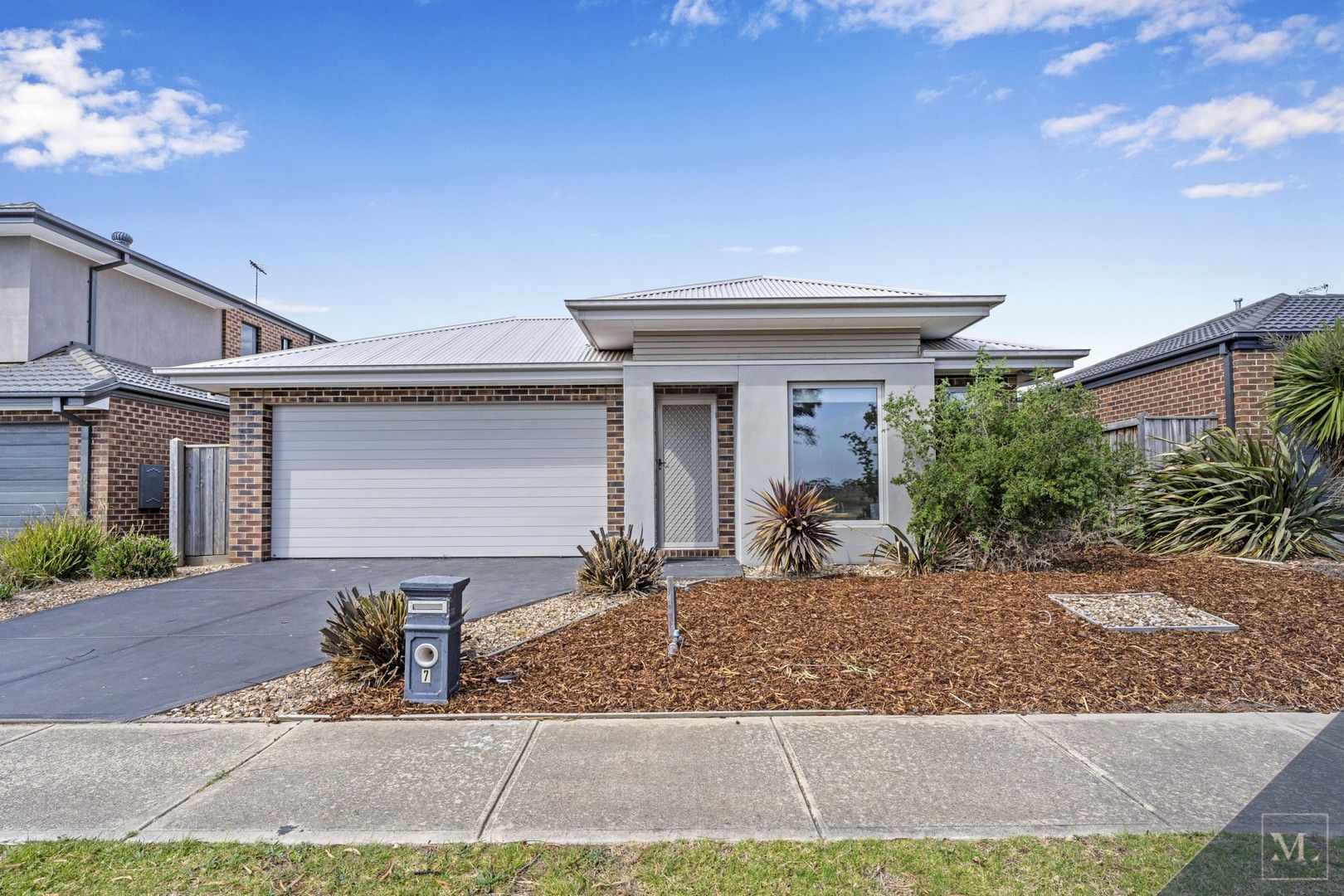 7 Seagrass Crescent, Point Cook VIC 3030