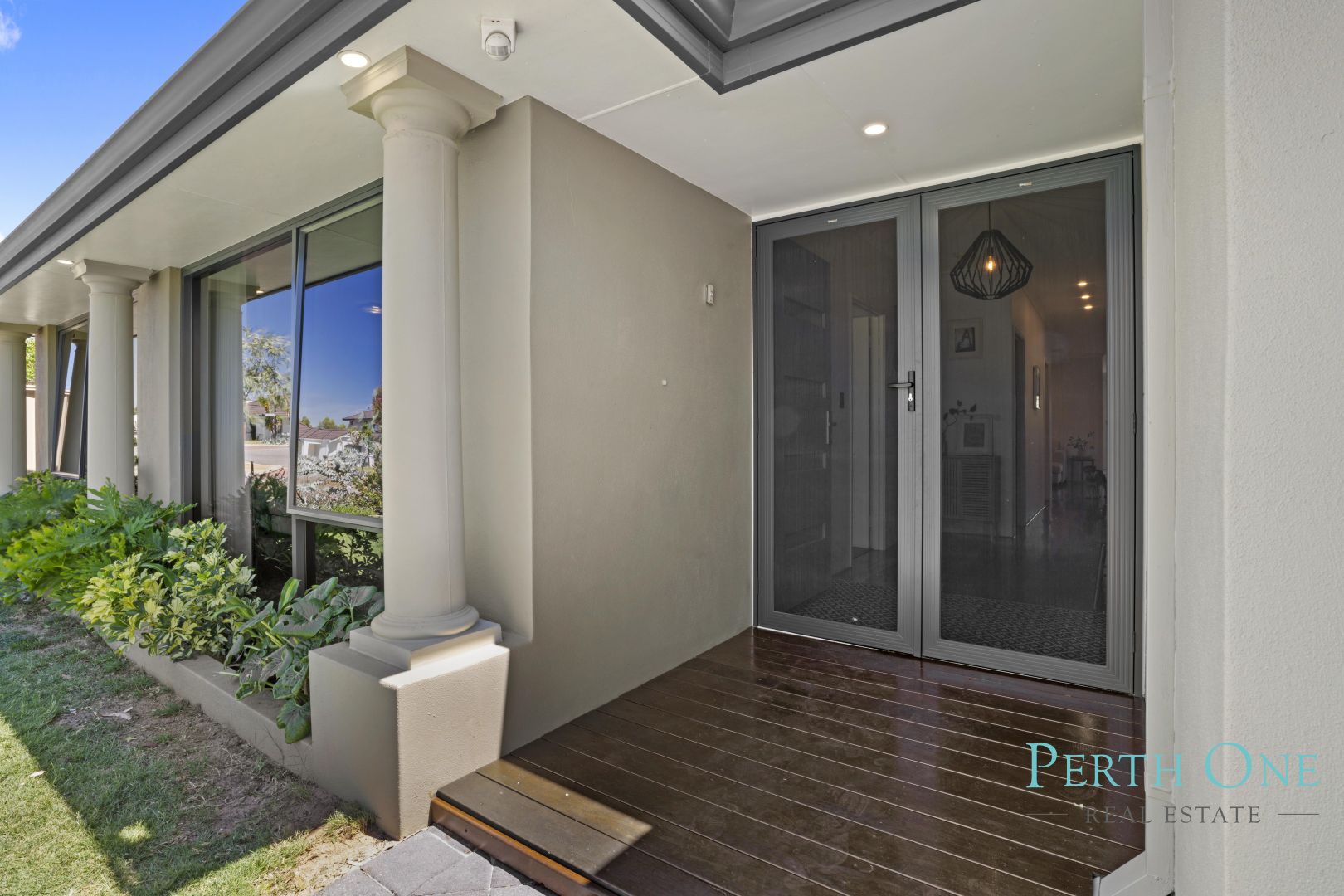 16 Platypus Parkway, Beeliar WA 6164, Image 2